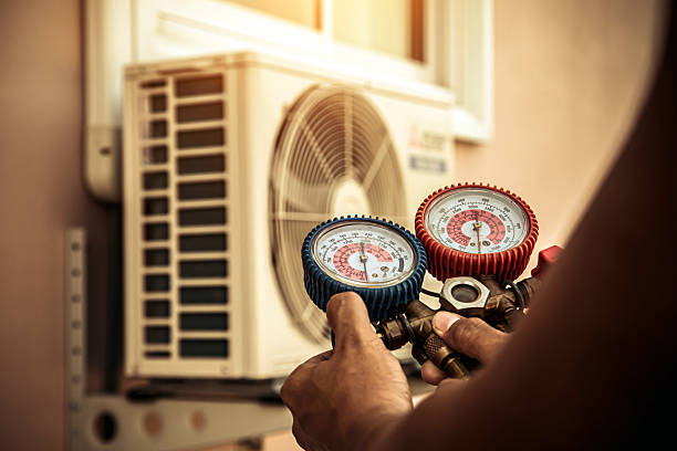 Professional Hvac Installation technician working in Mitchell, IL